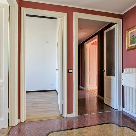 Tibullo ,Classico Ed Elegante Appartamento Roma Exterior foto