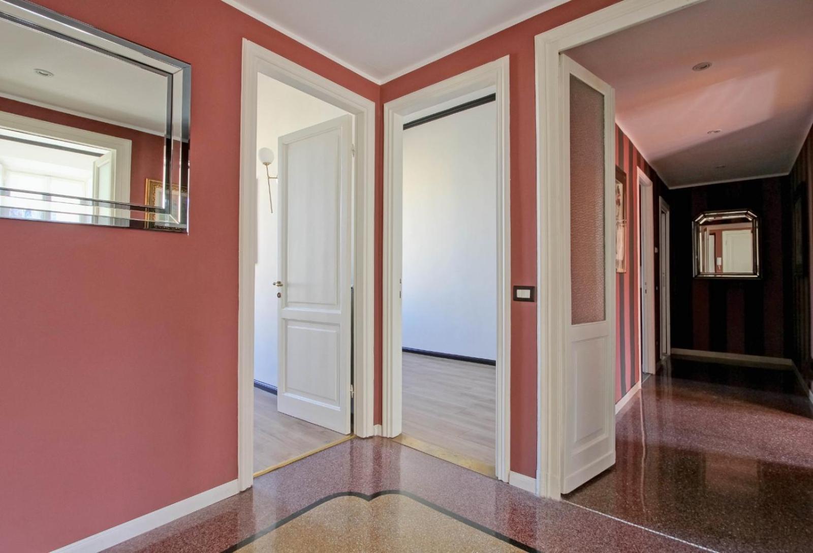 Tibullo ,Classico Ed Elegante Appartamento Roma Exterior foto